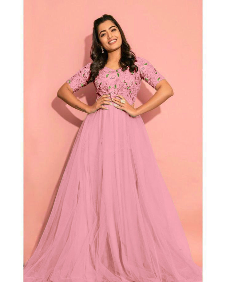 SILK EMBROIDERED CELEBRITY GOWN : PINK