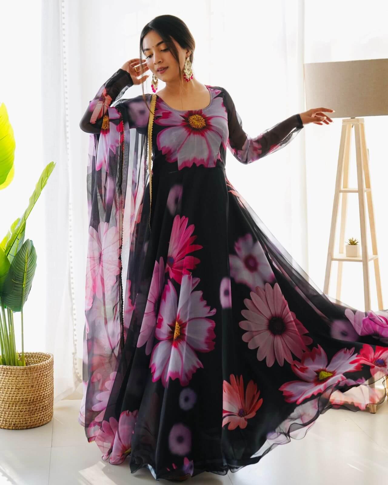 FLORAL FAUX GEORGETTE GOWN : BLACK