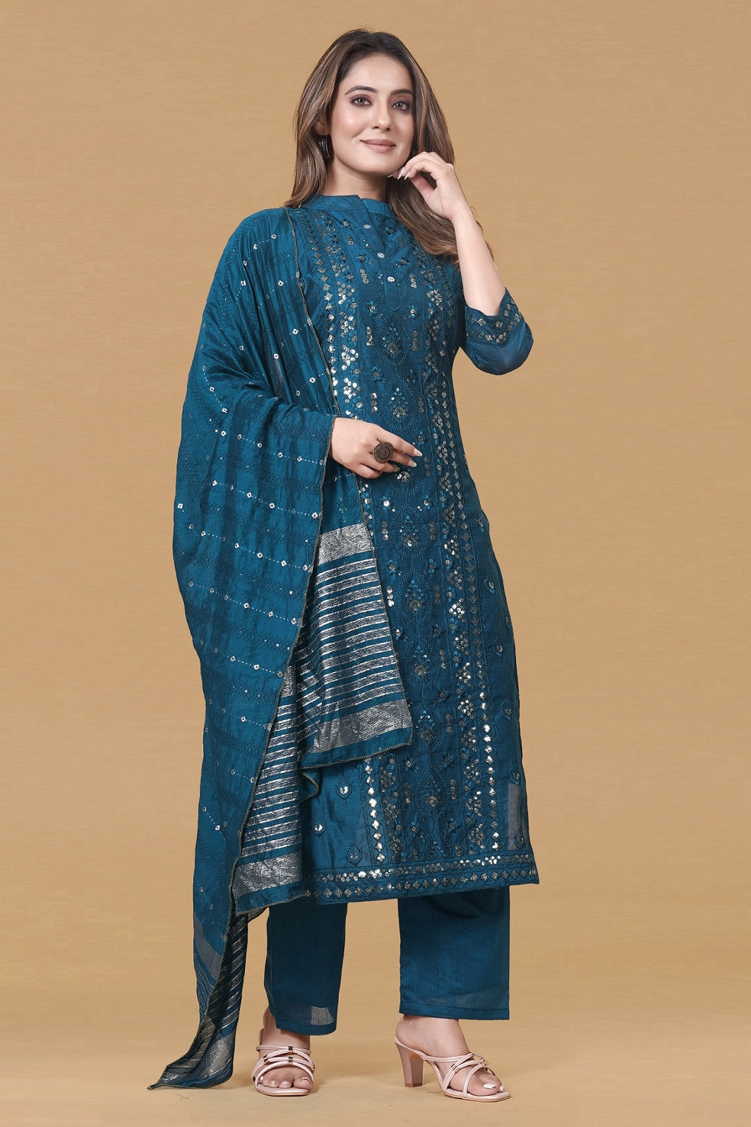 TEAL MUSLIN EMBROIDERED KURTA SET