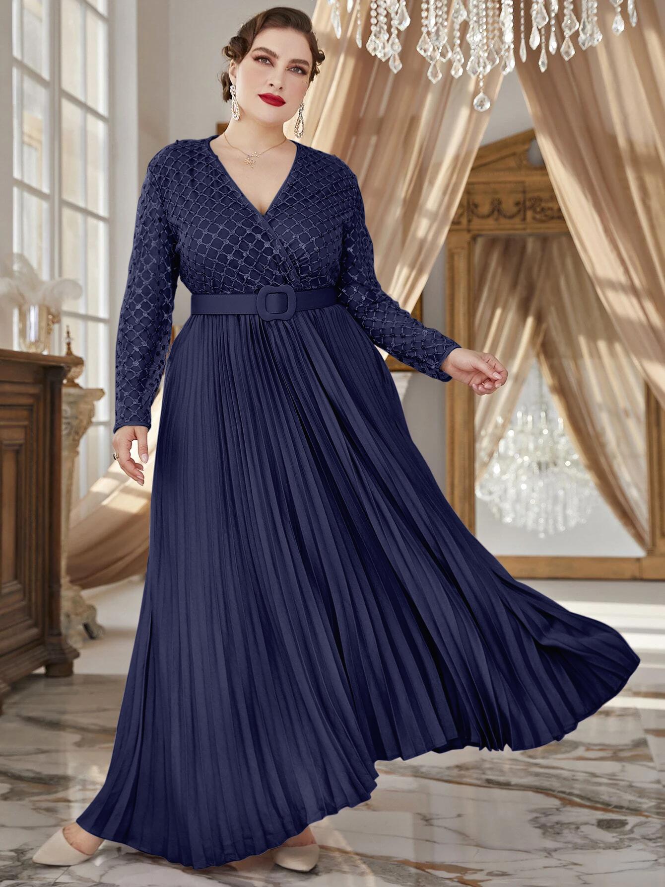 EMBROIDERED V-NECK GEORGETTE GOWN : NAVY BLUE