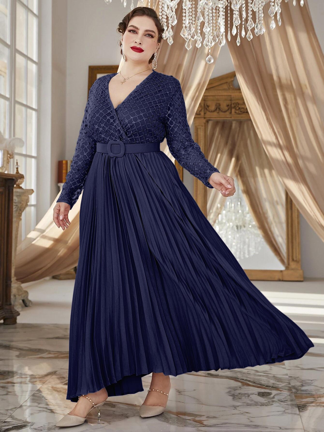 EMBROIDERED V-NECK GEORGETTE GOWN : NAVY BLUE