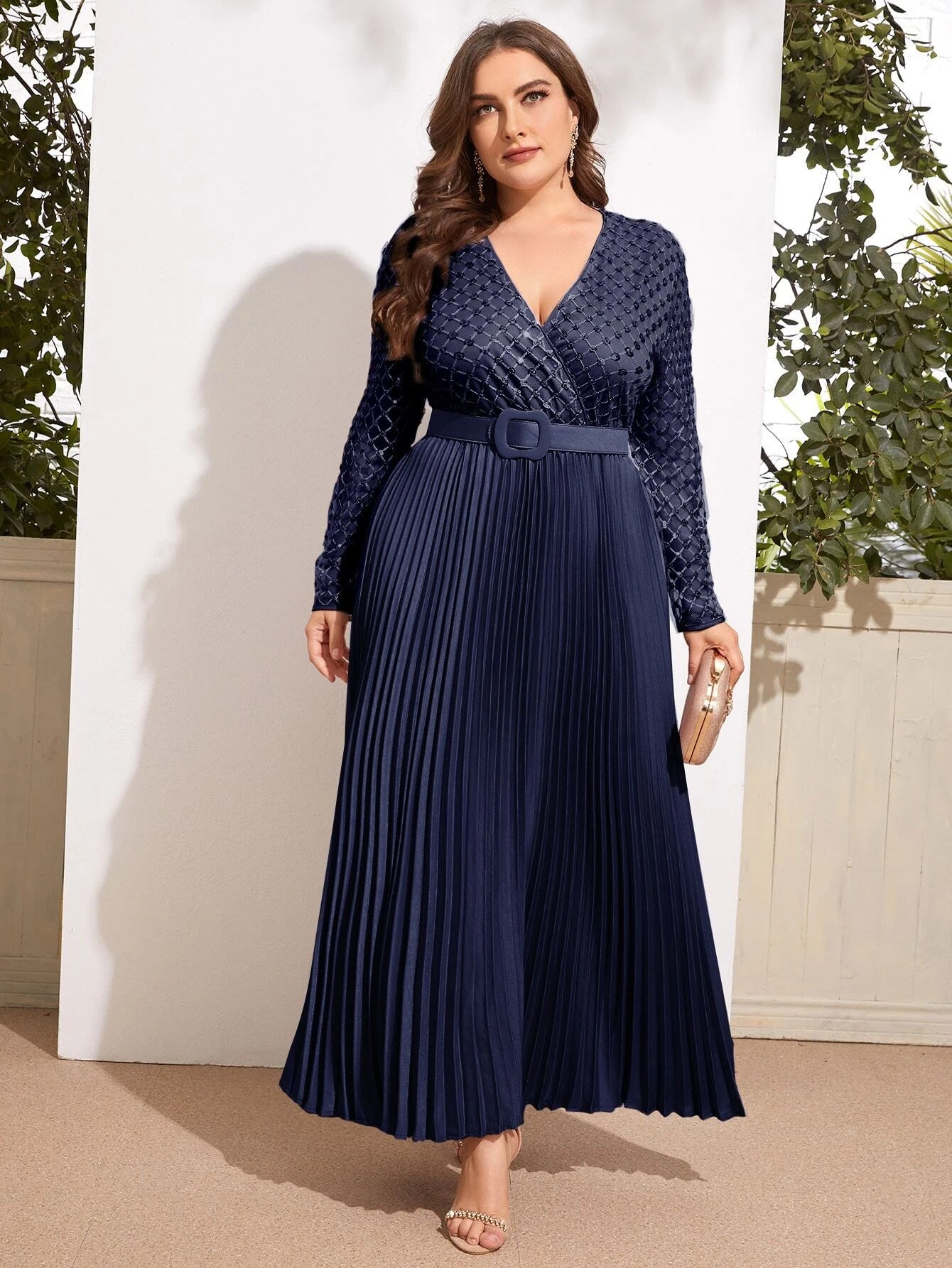 ELEGANT EMBROIDERED PLEATED MAXI DRESS IN FAUX GEORGETTE