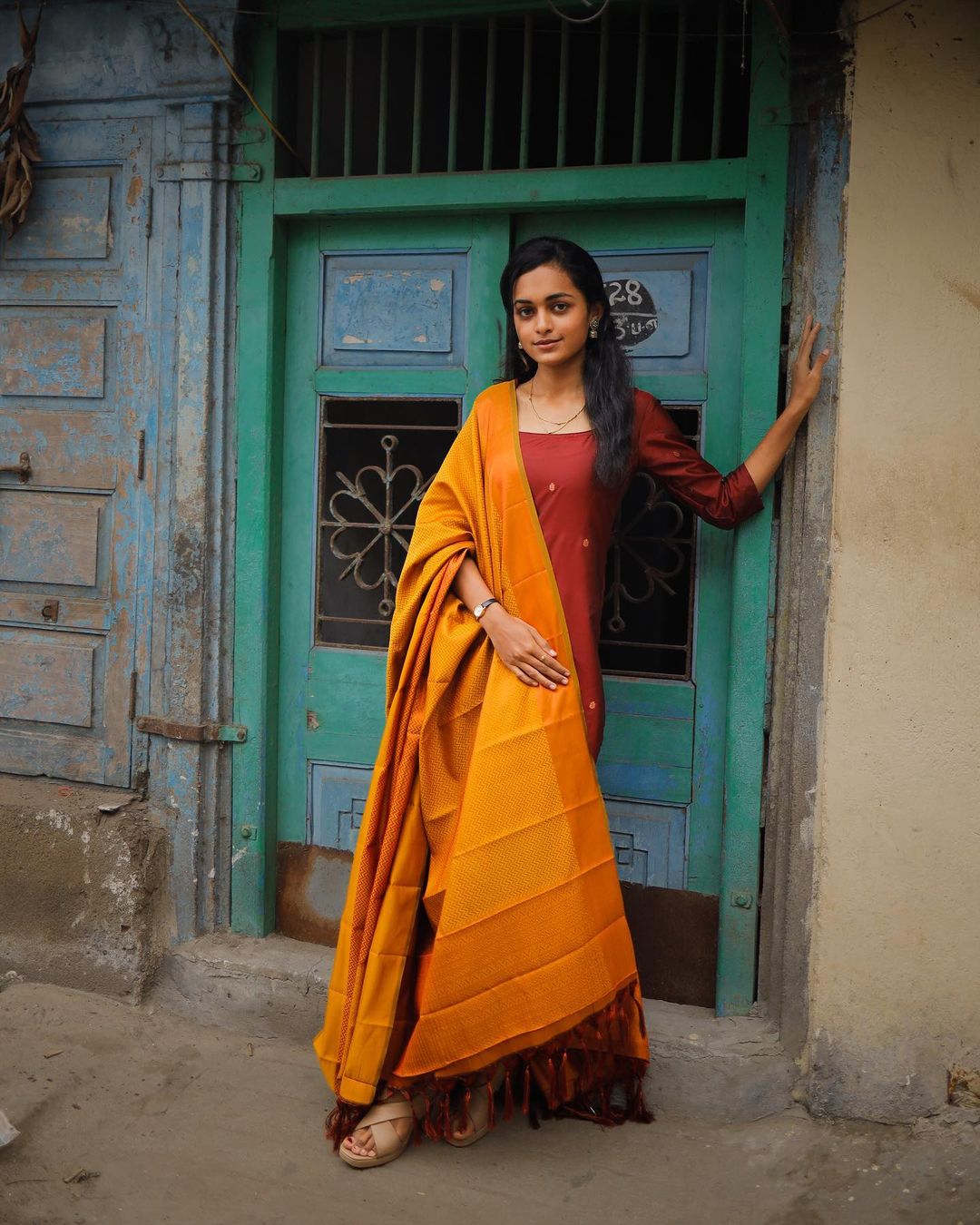 Classic Indian Jacquard Kurta Set for Special Occasions - Bloomy Maroon