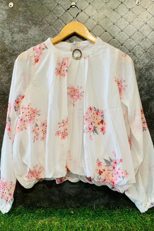 CHIC FLORAL PEARL WHITE WESTERN TOP💕